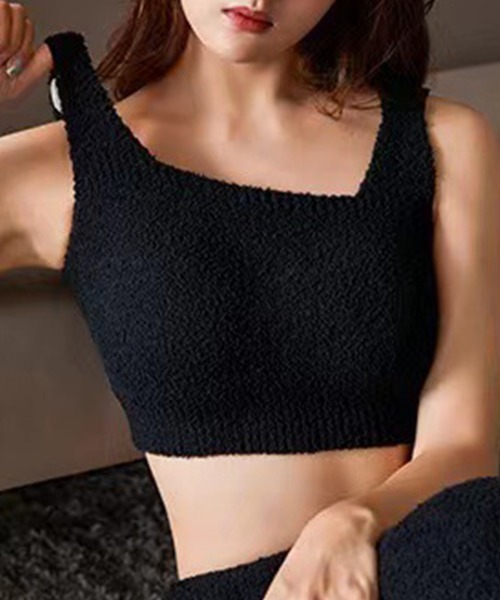 Miniministore(ミニミニストア)の「ニットタンクトップカップ付き ボアキャミ(タンクトップ・レディース・ブラック系1/アイボリー系1/ブラック系/ブルー系/ブルー系1/ブラウン系1/グレー系/アイボリー系/レッド系/ブラウン系/レッド系1/グレー系1・L/M)」の1枚目の写真