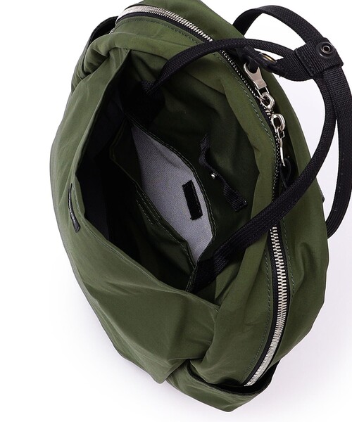 STANDARD SUPPLY（スタンダードサプライ）の「STANDARD SUPPLY:WALLABY（バックパック/リュック・レディース・ブラック/グリーン・ONE SIZE）」の8枚目の写真