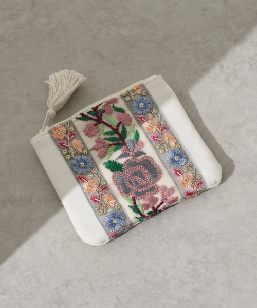 セール】インド刺しゅうリボンポーチ（ポーチ）｜emesuelee