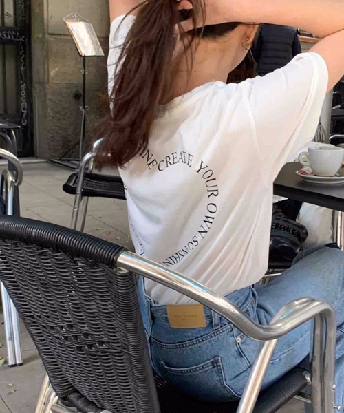 Nyu(ニュウ)の「バックロゴハートTシャツ(Tシャツ/カットソー・レディース・レッド/グリーン/ブラック・FREE)」の4枚目の写真