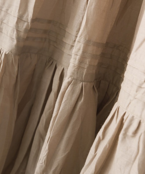 OMNES(オムネス)の「コットンボイルティアードロングスカート(スカート・レディース・ホワイト/ブラック/ベージュ/ブルー/グリーン/マスタード・FREE)」の13枚目の写真
