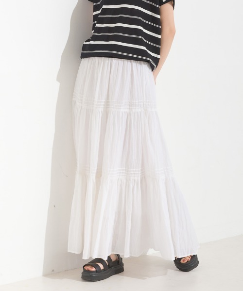 OMNES(オムネス)の「コットンボイルティアードロングスカート(スカート・レディース・ホワイト/ブラック/ベージュ/ブルー/グリーン/マスタード・FREE)」の15枚目の写真