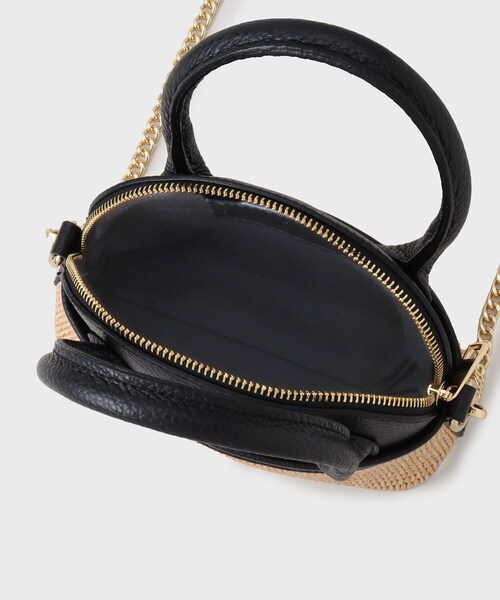 GALLEST（ギャレスト）の「◆【AULENTTI】コンビショルダーバッグ（ショルダーバッグ・レディース・ブラック/ベージュ・00）」の8枚目の写真