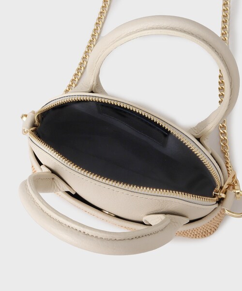 GALLEST（ギャレスト）の「◆【AULENTTI】コンビショルダーバッグ（ショルダーバッグ・レディース・ブラック/ベージュ・00）」の9枚目の写真