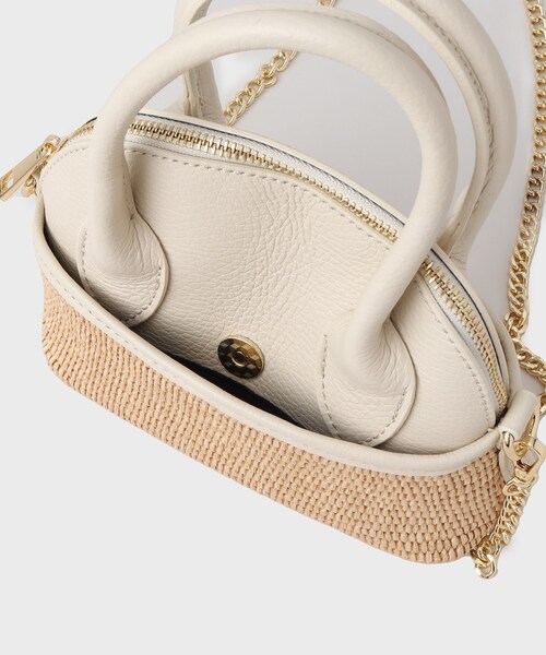 GALLEST（ギャレスト）の「◆【AULENTTI】コンビショルダーバッグ（ショルダーバッグ・レディース・ブラック/ベージュ・00）」の11枚目の写真