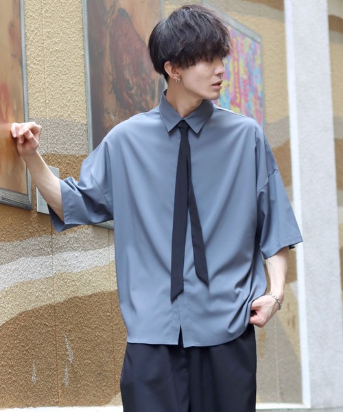 SITRY(シトリー)の「Wide Dress Shirt with Tie/ネクタイ付き ワイド 半袖 ドレスシャツ(シャツ/ブラウス・メンズ・チャコールグレー/ホワイト/ブラック・L/M/XL)」の20枚目の写真