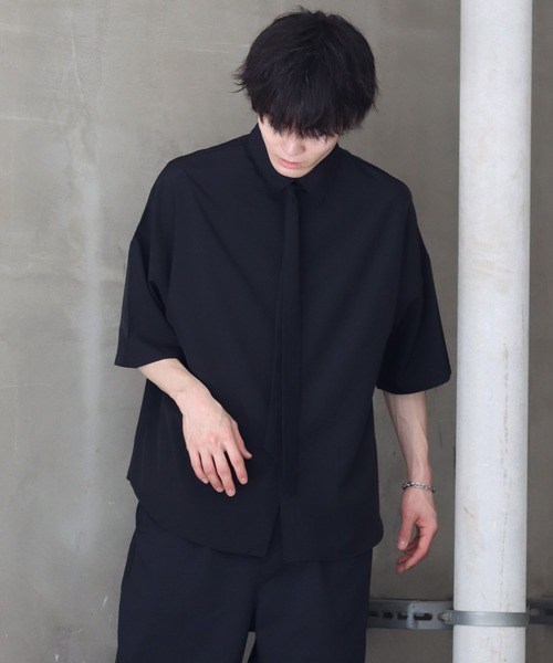 SITRY(シトリー)の「Wide Dress Shirt with Tie/ネクタイ付き ワイド 半袖 ドレスシャツ(シャツ/ブラウス・メンズ・チャコールグレー/ホワイト/ブラック・L/M/XL)」の13枚目の写真