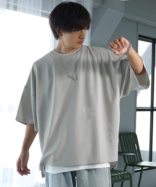 MinoriTY（マイノリティ）の「【MinoriTY】梨地ビッグドルマンスリットトレーナー Tシャツ 半袖カットソー メンズ 秋服 スウェット ビッグシルエット ルーズフィット オーバーサイズ 半袖Tシャツ プルオーバー 夏服（Tシャツ/カットソー・メンズ・ブルー/ブラック/オリーブ/ピンク/ライトグレー/サンドベージュ/チャコール・S/M/L）」の21枚目の写真