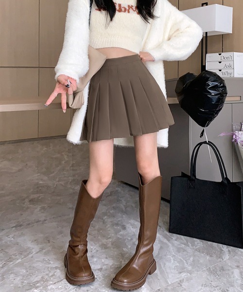 REMUR(レミュール)の「プリーツミニスカート インナーパンツ付き(スカート・レディース・グレー/ブラック/ブラウン/ホワイト・L/M/S)」の17枚目の写真