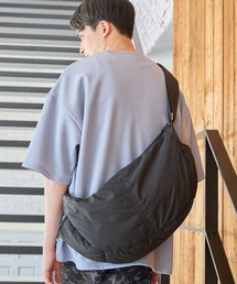 LAKOLE | ハーフムーンショルダーバッグ / 126712(ショルダーバッグ)