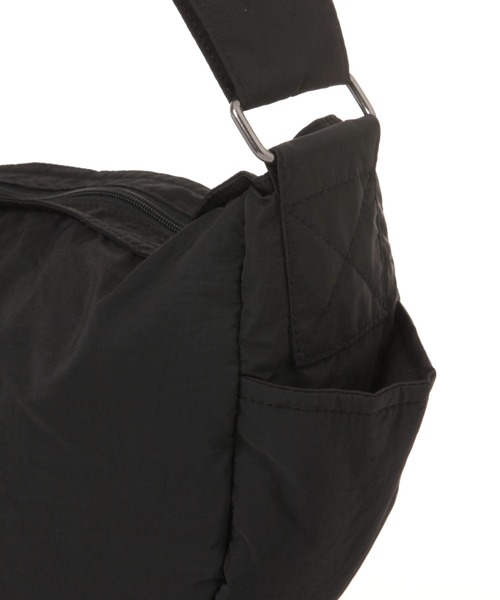 LAKOLE（ラコレ）の「ハーフムーンショルダーバッグ / 126712（ショルダーバッグ・メンズ・ブラック/カーキ/オフホワイト/グレー・FREE）」の14枚目の写真