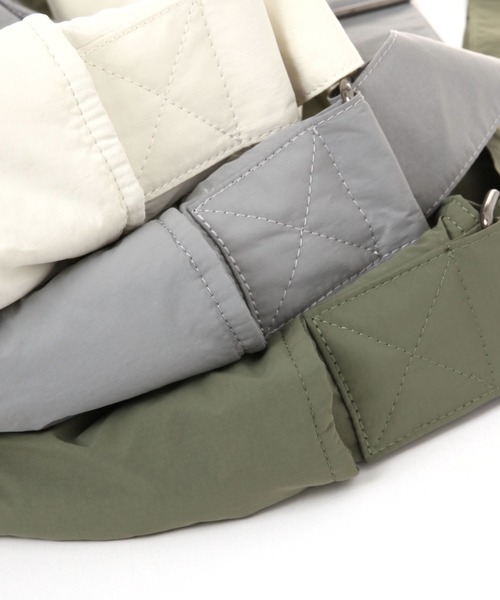 LAKOLE（ラコレ）の「ハーフムーンショルダーバッグ / 126712（ショルダーバッグ・メンズ・ブラック/カーキ/オフホワイト/グレー・FREE）」の20枚目の写真