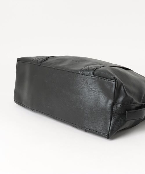 florist（フローリスト）の「【2WAY・大容量】ヴィーガンレザーシンプルボストンバッグ/トラベルバッグ（ボストンバッグ・レディース・オフホワイト/ブラック/キャメル・FREE）」の7枚目の写真