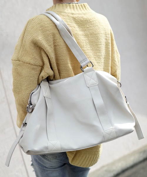 florist（フローリスト）の「【2WAY・大容量】ヴィーガンレザーシンプルボストンバッグ/トラベルバッグ（ボストンバッグ・レディース・オフホワイト/ブラック/キャメル・FREE）」の19枚目の写真