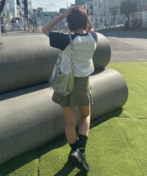 nemne store（ネンネストア）の「《低身長サイズあり》アソートラグランTシャツ（Tシャツ/カットソー・レディース・スミクロ/オートミール/ホワイト系その他/オフホワイト/杢グレー/ブラック系その他・SMALL/MEDIUM/LARGE）」の11枚目の写真