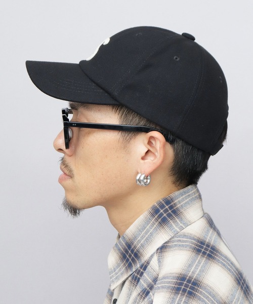 Basiquenti(ベーシックエンティ)の「微起毛 フェルトロゴ スタンダードキャップ 配色カラー(キャップ・メンズ・ブラック/ベージュ/グレー/カーキ・FREE)」の17枚目の写真