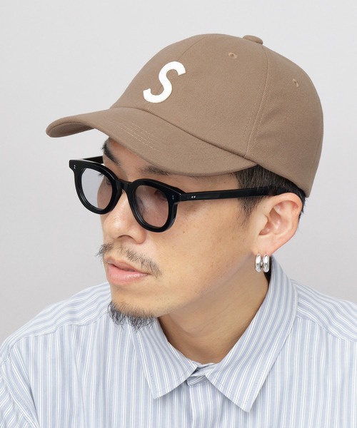 Basiquenti(ベーシックエンティ)の「微起毛 フェルトロゴ スタンダードキャップ 配色カラー(キャップ・メンズ・ブラック/ベージュ/グレー/カーキ・FREE)」の7枚目の写真