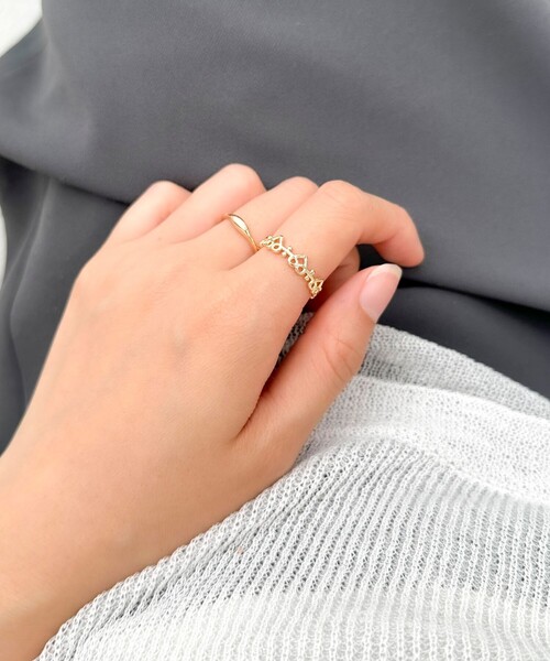 fredy emue（フレディエミュ）の「ハートチェーン２連リング（リング・レディース・シルバー/ゴールド・FREE）」の3枚目の写真