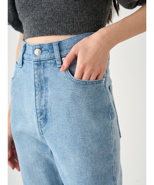 SNIDEL（スナイデル）の「スリムデニムパンツ（デニムパンツ・レディース・インディゴブルー/ブラック/ライトブルー・0/00/1）」の11枚目の写真