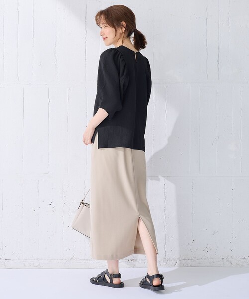 ANY（エニィ）の「【ウエストゴム】カットジョーゼットタイトスカート（スカート・レディース・ベージュ系/グリーン系/ブラック系・2/3）」の15枚目の写真