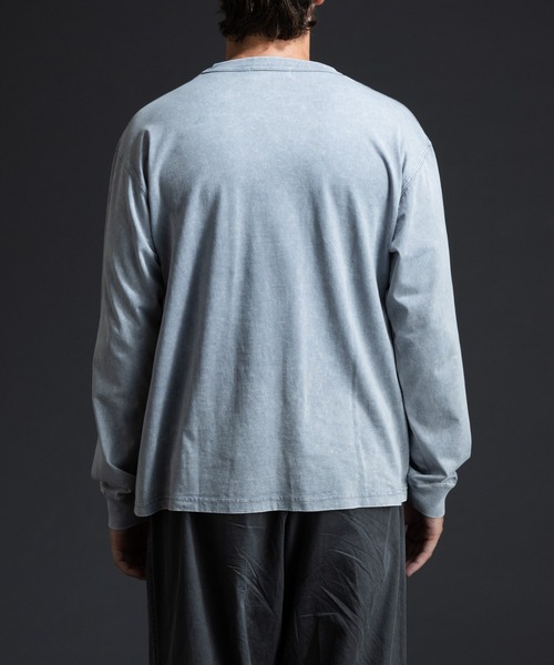 COLONY 2139(コロニートゥーワンスリーナイン)の「【paradigm】バイオ加工クルーネックフェードT(Tシャツ/カットソー・メンズ・チャコールグレー/ライトグレー・MEDIUM/LARGE/X-LARGE)」の5枚目の写真