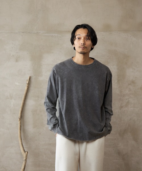 COLONY 2139(コロニートゥーワンスリーナイン)の「【paradigm】バイオ加工クルーネックフェードT(Tシャツ/カットソー・メンズ・チャコールグレー/ライトグレー・MEDIUM/LARGE/X-LARGE)」の17枚目の写真