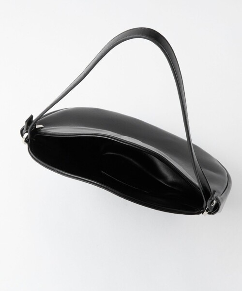 green label relaxing(グリーンレーベルリラクシング)の「ハーフムーン 2WAY バッグ(ショルダーバッグ・レディース・ブラック/ナチュラル・FREE)」の18枚目の写真