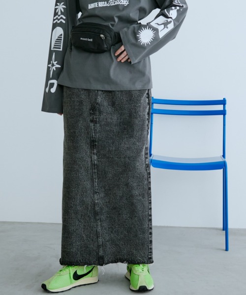 Auntie Rosa Holiday（アンティローザホリデー）の「バックスリットデニムスカート / サイズ展開あり（デニムスカート・レディース・ブラック/ブルー・SMALL/MEDIUM）」の6枚目の写真