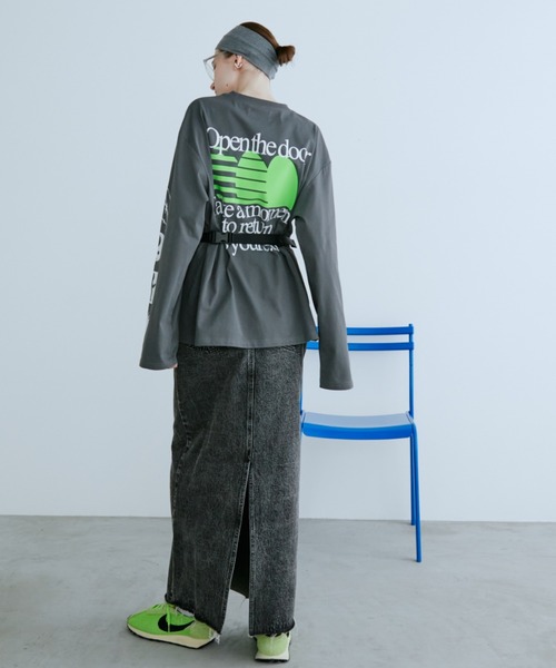 Auntie Rosa Holiday（アンティローザホリデー）の「バックスリットデニムスカート / サイズ展開あり（デニムスカート・レディース・ブラック/ブルー・SMALL/MEDIUM）」の13枚目の写真