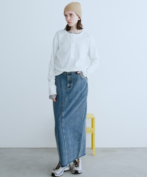 Auntie Rosa Holiday（アンティローザホリデー）の「バックスリットデニムスカート / サイズ展開あり（デニムスカート・レディース・ブラック/ブルー・SMALL/MEDIUM）」の21枚目の写真