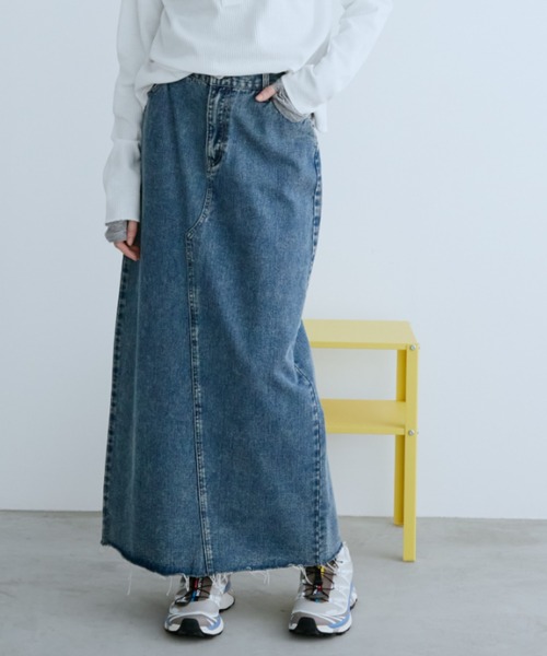 Auntie Rosa Holiday（アンティローザホリデー）の「バックスリットデニムスカート / サイズ展開あり（デニムスカート・レディース・ブラック/ブルー・SMALL/MEDIUM）」の17枚目の写真