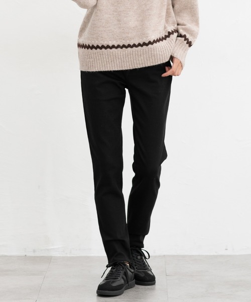 Honeys（ハニーズ）の「スリムデニムスキニー（股下６７ｃｍ）（デニムパンツ・レディース・ブラック/ワンウォッシュ・LL/SS/S/M/L）」の2枚目の写真