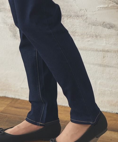 Honeys（ハニーズ）の「スリムデニムスキニー（股下６７ｃｍ）（デニムパンツ・レディース・ブラック/ワンウォッシュ・LL/SS/S/M/L）」の11枚目の写真