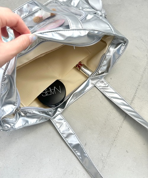 Loueme（ルエム）の「メニーリボン推し活トートバッグ（トートバッグ・レディース・ブラック/シルバー/アイボリー/ピンク・FREE）」の11枚目の写真