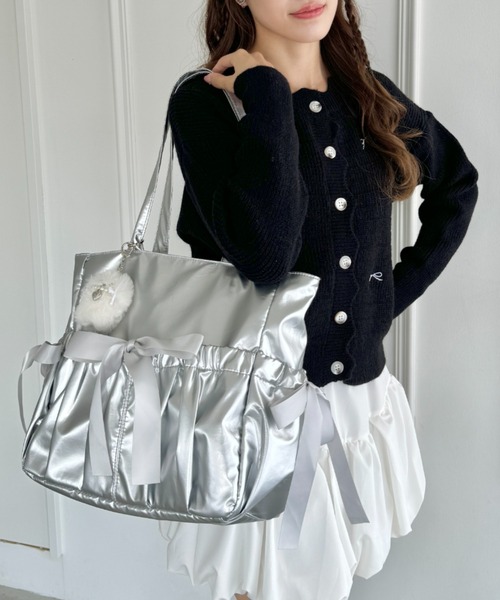 Loueme（ルエム）の「メニーリボン推し活トートバッグ（トートバッグ・レディース・ブラック/シルバー/アイボリー/ピンク・FREE）」の5枚目の写真