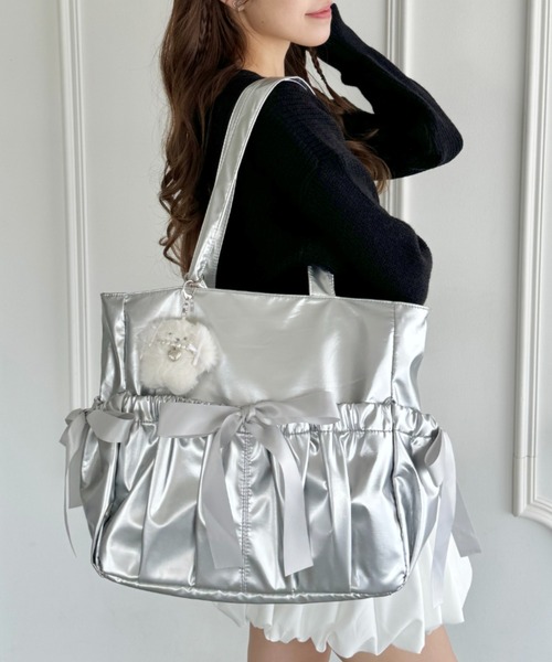 Loueme（ルエム）の「メニーリボン推し活トートバッグ（トートバッグ・レディース・ブラック/シルバー/アイボリー/ピンク・FREE）」の6枚目の写真