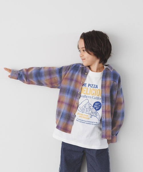 BAYFLOW（ベイフロー）の「[綿100%] アソートロゴBIGTシャツ(KIDS)（Tシャツ/カットソー・キッズ・グリーン/ピンク/チャコール/オフホワイト・130cm/110cm/140cm/150cm/120cm）」の12枚目の写真