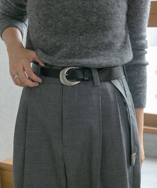 URBAN RESEARCH（アーバンリサーチ）の「オーバルバックルレザーベルト（ベルト・レディース・ブラック/ブラウン系その他・-）」の5枚目の写真