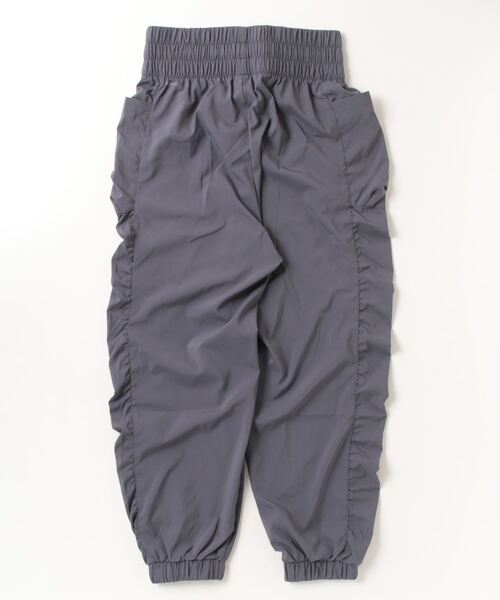 PUMA(プーマ)の「プーマ PUMA STUDIO パンツ_(その他パンツ・レディース・ライトグレー・S/M/L)」の2枚目の写真