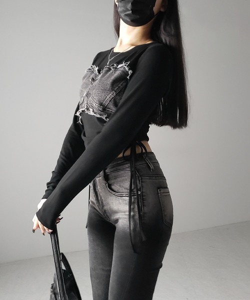 me+em select(ミームセレクト)の「※※【 2color 】サイドリボンダメージデニムドッキングTシャツ / side ribbon damage denim docking Tee(Tシャツ/カットソー・レディース・ホワイト/ブラック・FREE)」の11枚目の写真