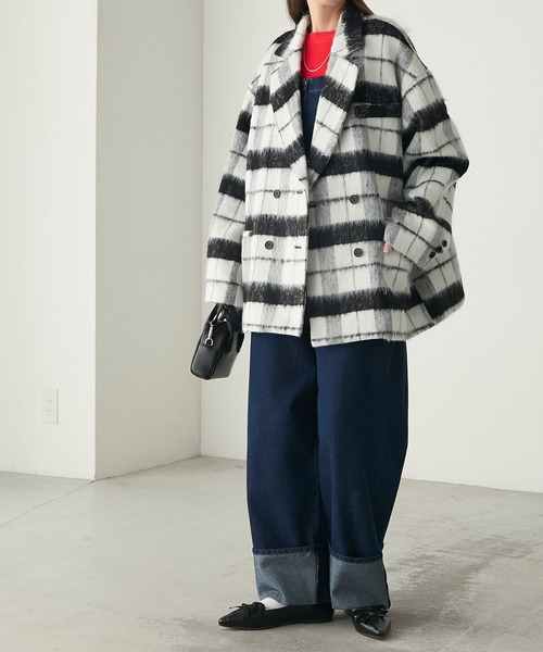 BONLECILL(ボンルシール)の「シャギーチェックジャケットコート(ピーコート・レディース・ベージュ/ワイン/オフホワイト・FREE)」の8枚目の写真