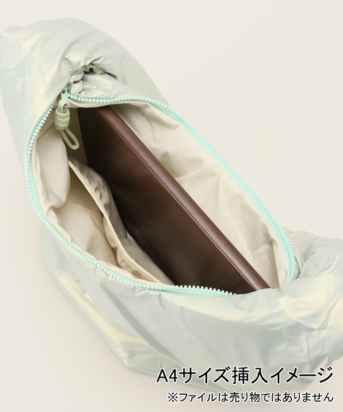CONTROL FREAK / CTFK(コントロールフリーク)の「CONTROL FREAK / コントロールフリーク オーロラpuffショルダーバッグ(ショルダーバッグ・レディース・ブラック/スカイブルー/アイボリー・FREE)」の21枚目の写真