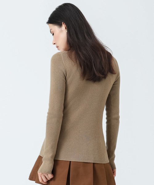 SUWDEE（スーディー）の「fake layered design tops（ニット/セーター・レディース・ベージュ/ブラウン/ブラック/グレー・FREE）」の22枚目の写真