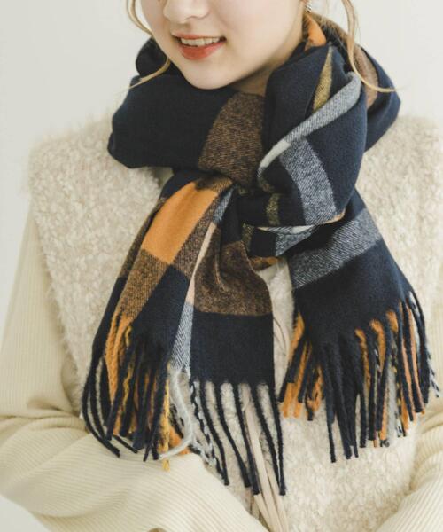 ITEMS URBANRESEARCH（アイテムズ アーバンリサーチ）の「チェックストール（マフラー・レディース・ライトブルー/ネイビー/オレンジ/ブラウン・ONE）」の12枚目の写真