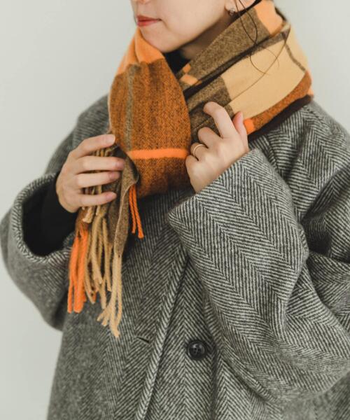 ITEMS URBANRESEARCH（アイテムズ アーバンリサーチ）の「チェックストール（マフラー・レディース・ライトブルー/ネイビー/オレンジ/ブラウン・ONE）」の17枚目の写真