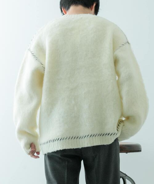 ITEMS URBANRESEARCH(アイテムズ アーバンリサーチ)の「ブランケットステッチ モヘアライクニット(ニット/セーター・メンズ・オフホワイト/ブラック・MEDIUM/LARGE)」の5枚目の写真