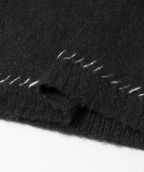ITEMS URBANRESEARCH(アイテムズ アーバンリサーチ)の「ブランケットステッチ モヘアライクニット(ニット/セーター・メンズ・オフホワイト/ブラック・MEDIUM/LARGE)」の20枚目の写真