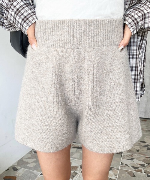 moment+(モーメントプラス)の「ショートニットパンツ〈手洗い可〉(その他パンツ・レディース・グレー/ブラウン/ブラック/アイボリー/チャコールグレー・M/L)」の18枚目の写真