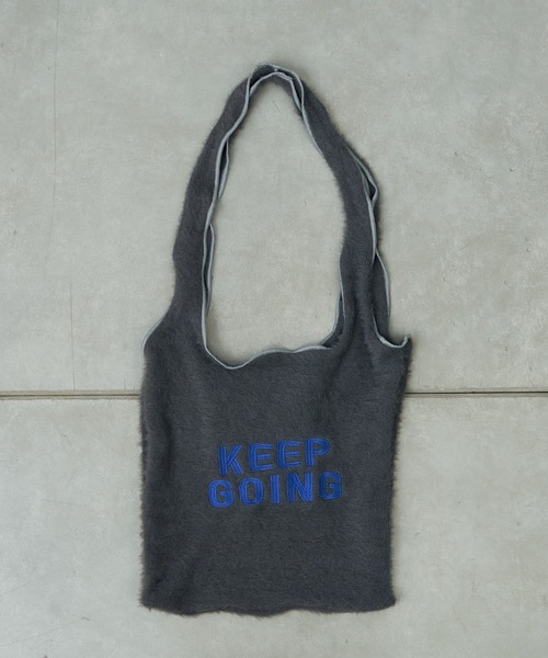 Actually（アクチュアリー）の「ルーズシャギーニットバッグ（トートバッグ・レディース・ブラック/グレー/グリーン・フリー）」の11枚目の写真