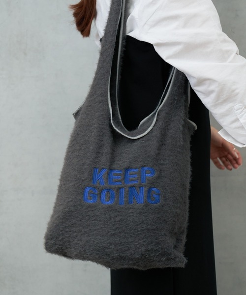 Actually（アクチュアリー）の「ルーズシャギーニットバッグ（トートバッグ・レディース・ブラック/グレー/グリーン・フリー）」の8枚目の写真